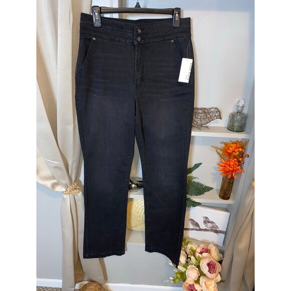 NWT $79.50 Anne Klein Jeans Slim Boot Cut size 8 Black Wash Jeans w/Stretch - Picture 1 of 12